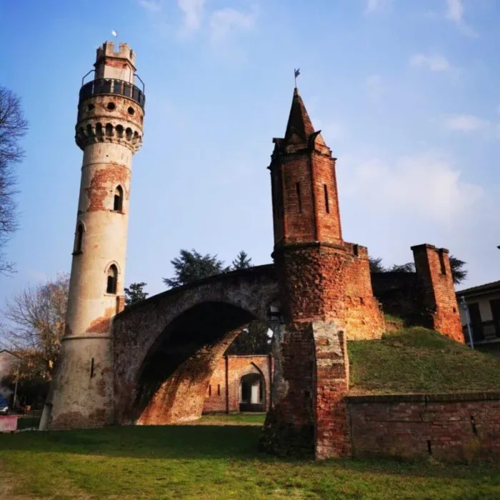 Cascine castellate di pianura